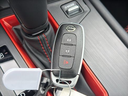 Used 2025 Nissan Kicks SR AWD/4WD image 36