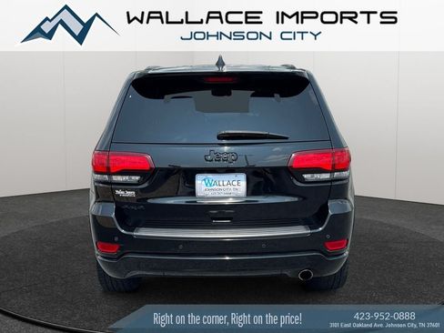 Used 2020 Jeep Grand Cherokee Altitude AWD/4WD image 4