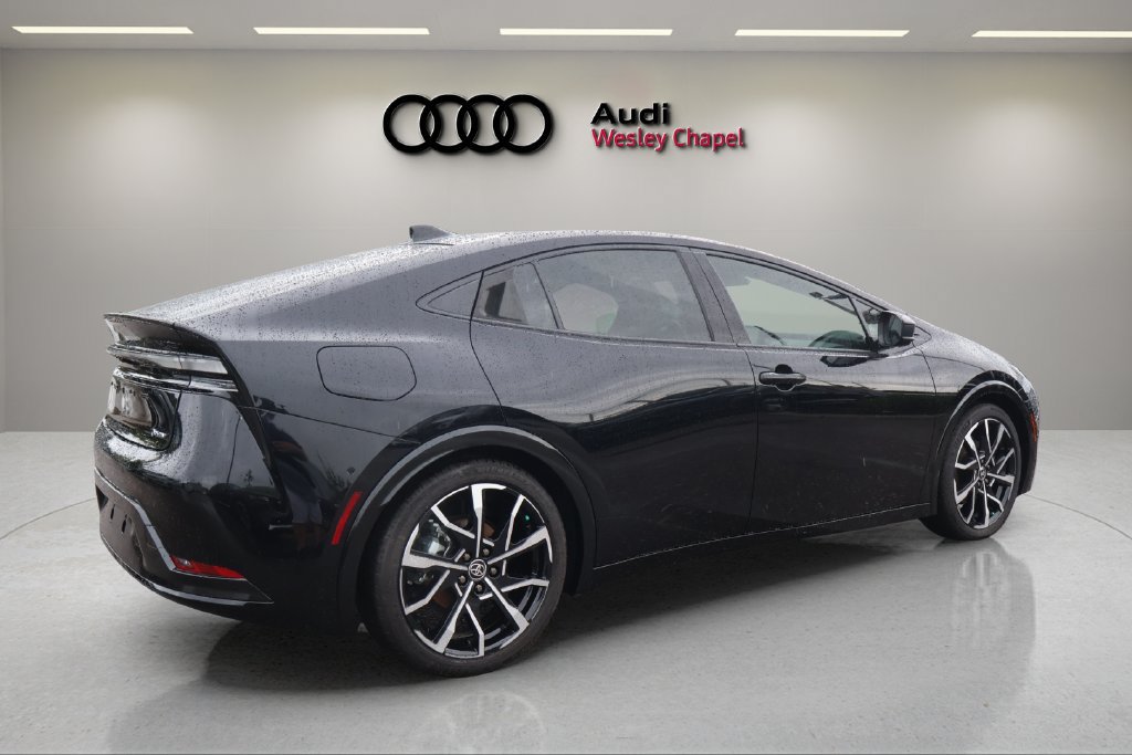 Used 2026 Toyota Prius Plug-In Hybrid w/ Limited Premium Package FWD image 5