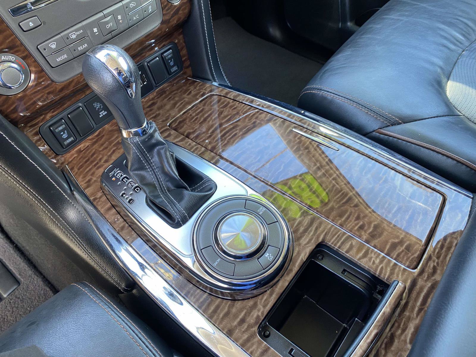 Used 2019 Nissan Armada 2WD image 22