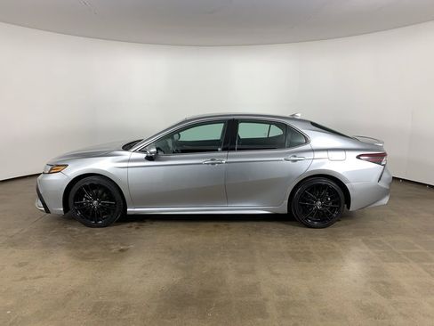 Used 2024 Toyota Camry XSE image 16