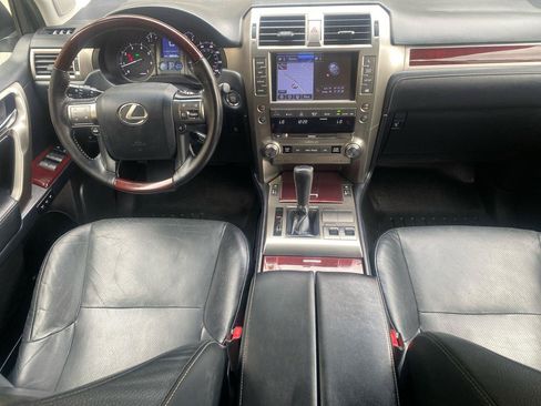 Used 2019 Lexus GX 460 Premium AWD/4WD image 27