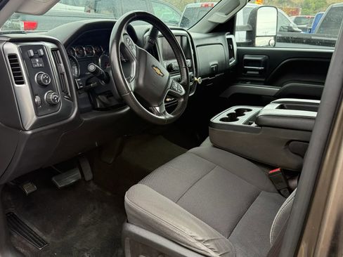 Used 2015 Chevrolet Silverado 2500 LT w/ LT Convenience Package AWD/4WD image 10