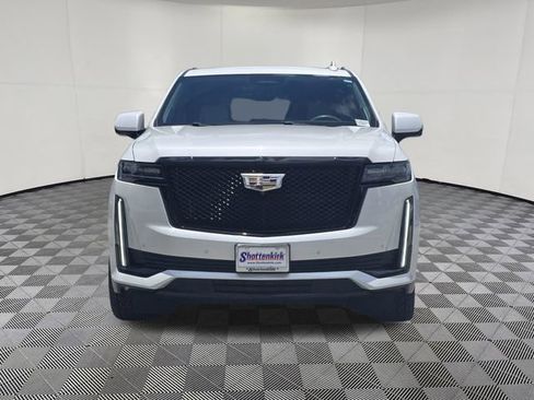 Used 2024 Cadillac Escalade ESV Sport Platinum AWD/4WD image 2
