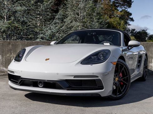 Certified 2025 Porsche 718 Boxster S RWD image 53