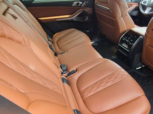 Used 2024 BMW X7 M60i w/ Executive Package AWD/4WD image 19