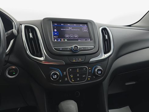 Used 2022 Chevrolet Equinox LT FWD image 17