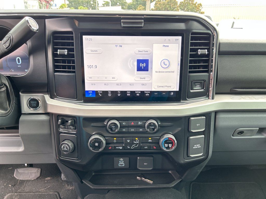 Used 2026 Ford F250 XLT w/ XLT Premium Package RWD image 18