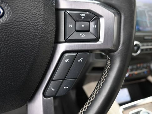 Used 2021 Ford Expedition Platinum image 7