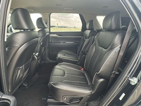Used 2025 Hyundai Palisade SEL image 30
