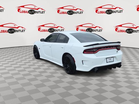Used 2019 Dodge Charger Scat Pack w/ Plus Group RWD image 6