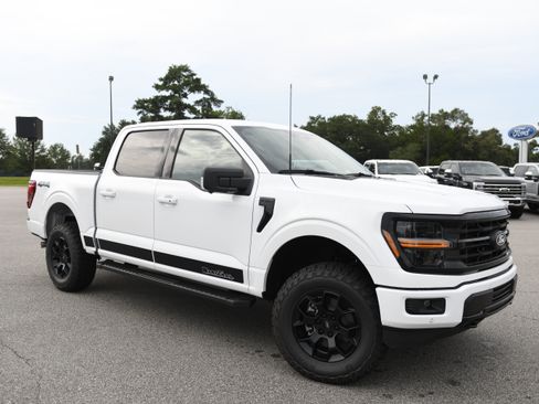 New 2026 Ford F150 XLT w/ Equipment Group 302A MID AWD/4WD image 1