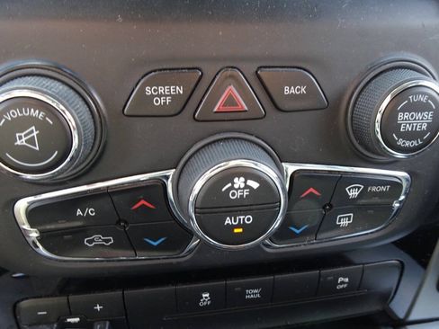Used 2013 RAM 1500 Sport w/ Sport Premium Group AWD/4WD image 27