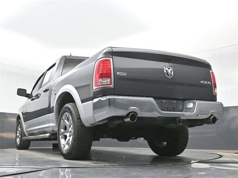 Used 2015 RAM 1500 Laramie image 47