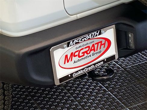 Used 2021 Jeep Wrangler Sport S image 25