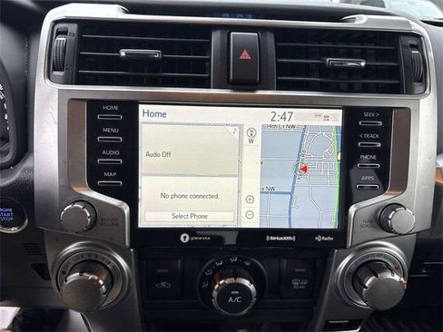 Used 2021 Toyota 4Runner SR5 Premium image 17