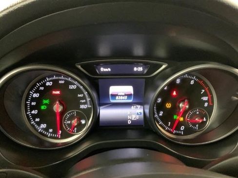 Used 2018 Mercedes-Benz GLA 250 4MATIC w/ Premium Package image 23