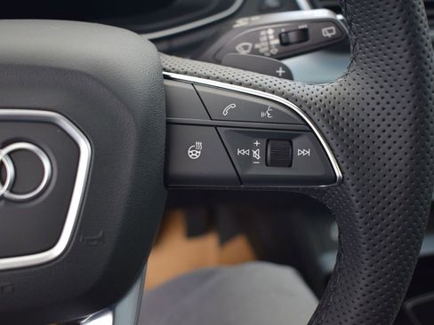 Certified 2025 Audi Q5 2.0T Premium Plus w/ Premium Plus Package image 29