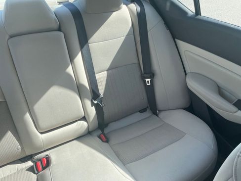 Used 2025 Nissan Altima 2.5 SV image 35