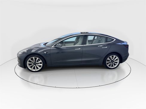 Used 2018 Tesla Model 3 Long Range image 5