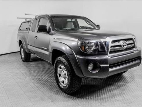 Used 2010 Toyota Tacoma 4x4 Access Cab V6 image 7