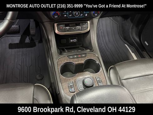 Used 2023 GMC Acadia Denali w/ Black Diamond Edition AWD/4WD image 22