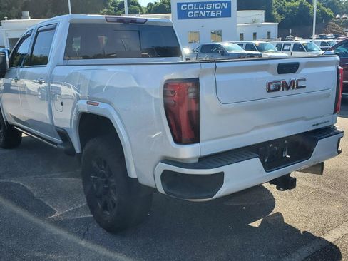 Used 2024 GMC Sierra 2500 Denali w/ Denali Reserve Package AWD/4WD image 8