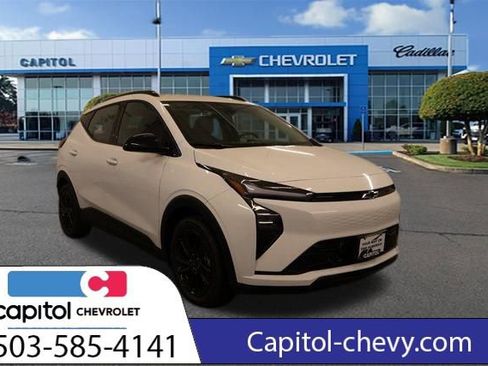 Used 2027 Chevrolet Bolt RS FWD image 1