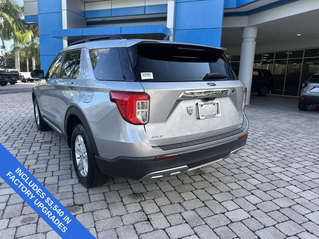 Used 2023 Ford Explorer XLT w/ Equipment Group 202A AWD/4WD image 34