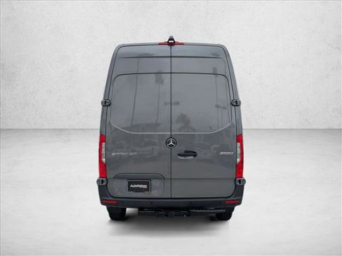 Used 2024 Mercedes-Benz Sprinter 2500 image 7