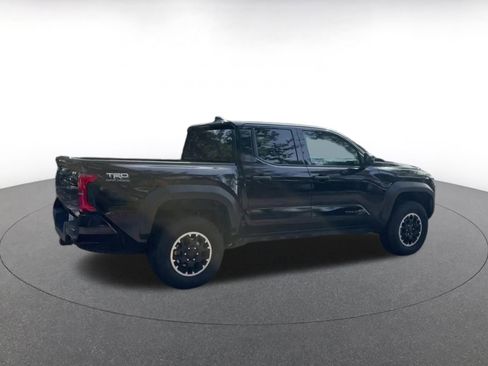 Used 2025 Toyota Tacoma TRD Off-Road image 15
