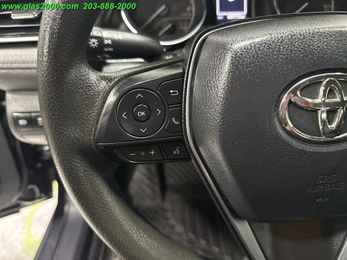 Used 2020 Toyota Camry LE image 25