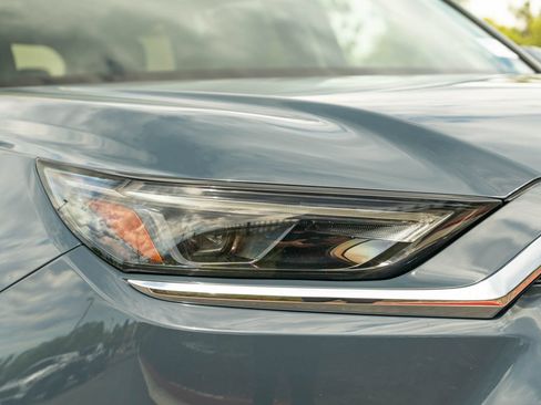 Certified 2024 Toyota Grand Highlander AWD image 13