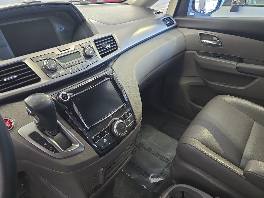 Used 2016 Honda Odyssey Touring image 26