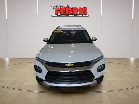 Used 2021 Chevrolet TrailBlazer LT w/ Driver Confidence Package FWD image 2
