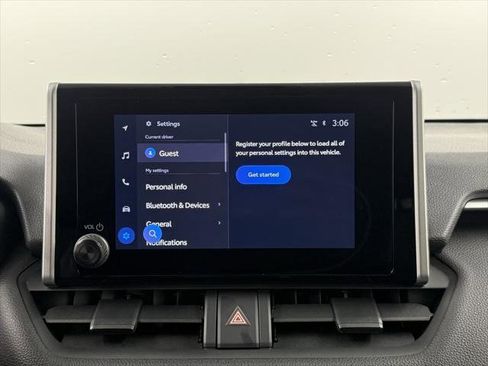 Certified 2025 Toyota RAV4 LE image 27