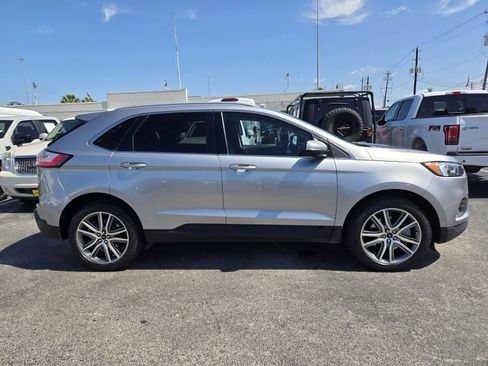 Used 2023 Ford Edge Titanium AWD/4WD image 4
