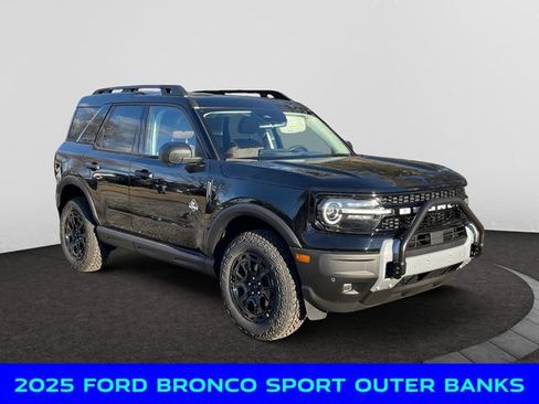 New 2025 Ford Bronco Sport Outer Banks w/ Sasquatch Outer Banks Package AWD/4WD image 7