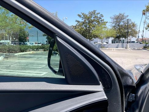 Used 2023 Kia Niro Wind FWD image 34