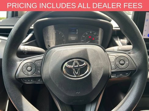 Used 2025 Toyota Corolla LE w/ Convenience Package FWD image 12