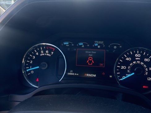 Used 2020 Ford F150 Lariat image 8