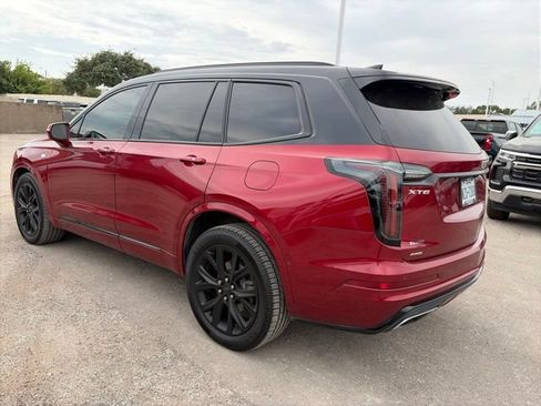 Used 2020 Cadillac XT6 Sport AWD/4WD image 4