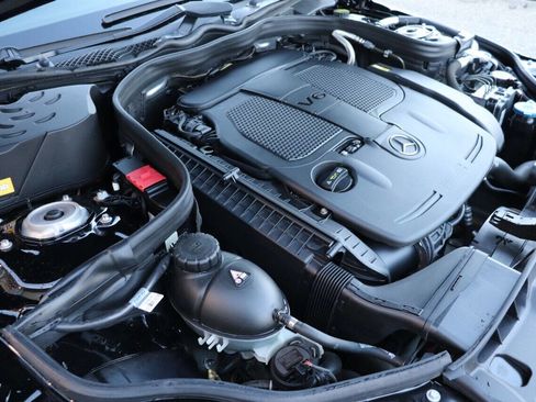 Used 2013 Mercedes-Benz E 350 Sedan image 18