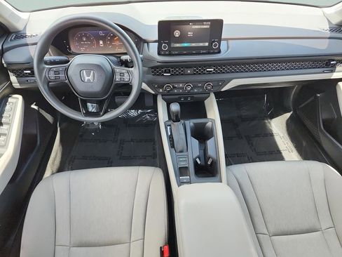 Used 2023 Honda Accord EX image 18