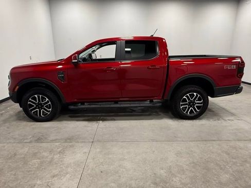Used 2025 Ford Ranger Lariat w/ FX4 Off-Road Package AWD/4WD image 8
