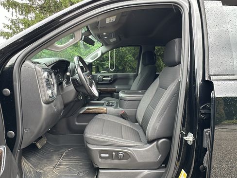 Used 2021 GMC Sierra 1500 Elevation w/ LPO, Elevation Black Package AWD/4WD image 13
