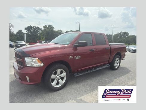 Used 2014 RAM 1500 Express AWD/4WD image 1
