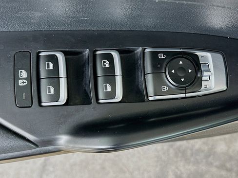 Used 2025 Kia K5 LXS image 15