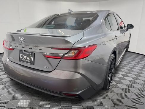 Used 2026 Toyota Camry SE FWD image 7