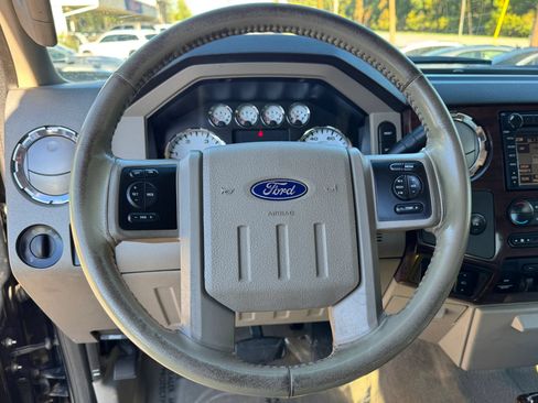 Used 2008 Ford F250 Lariat AWD/4WD image 17